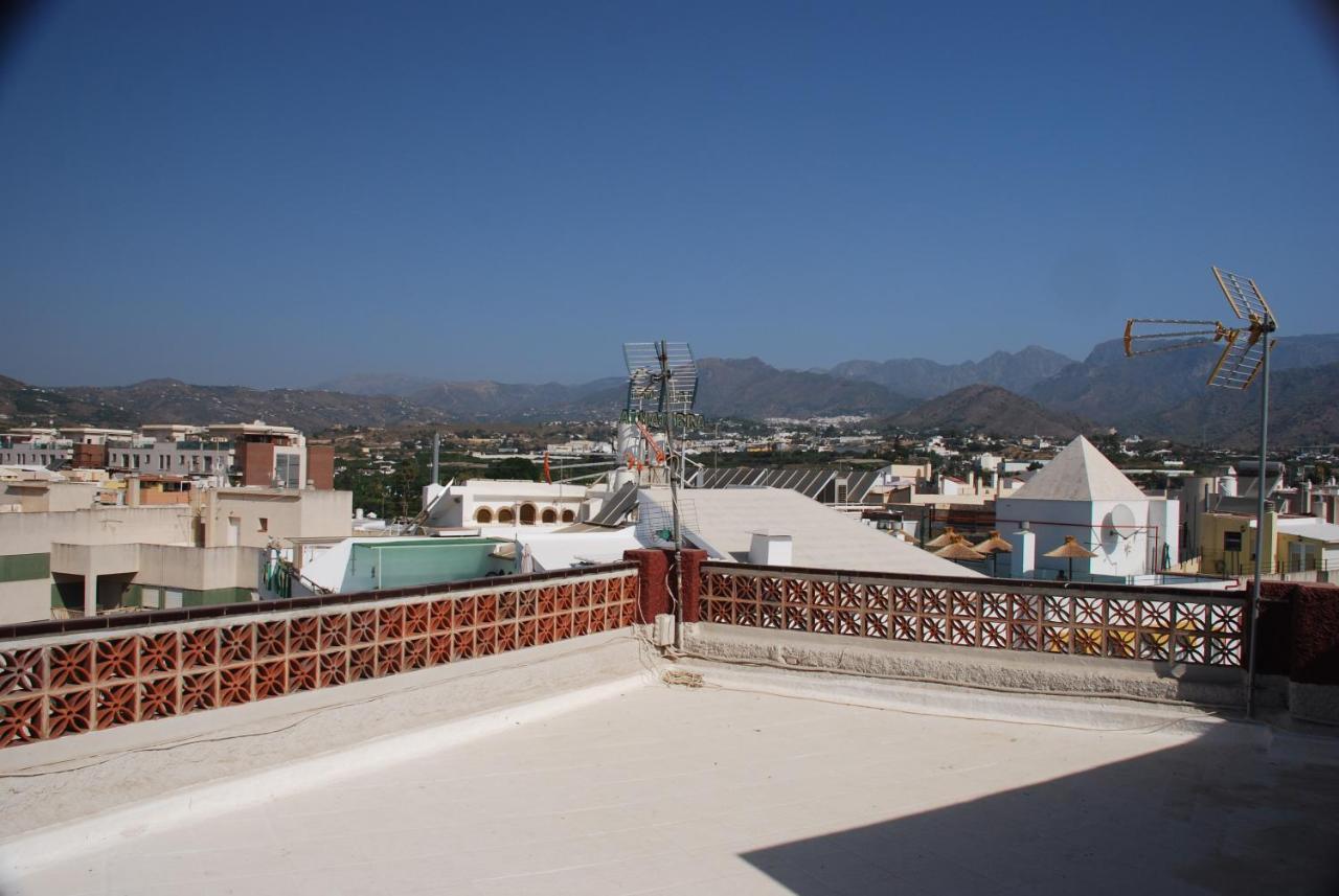 Mini Penthouse Close To Beach With Nice Seaviews Nerja Exterior foto